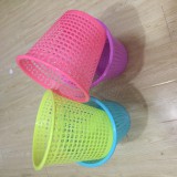 厂家直销 圆形带眼垃圾篓 办公室专用纸篓 塑料垃圾桶