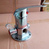 太阳能配件 混水阀 内丝