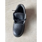 劳保鞋