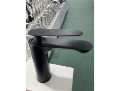 套铜黑色平面单孔