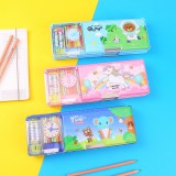 塑料笔盒（一）