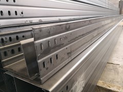 大跨距电缆桥架